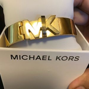 Brand new gold Micheal Kors bracelet